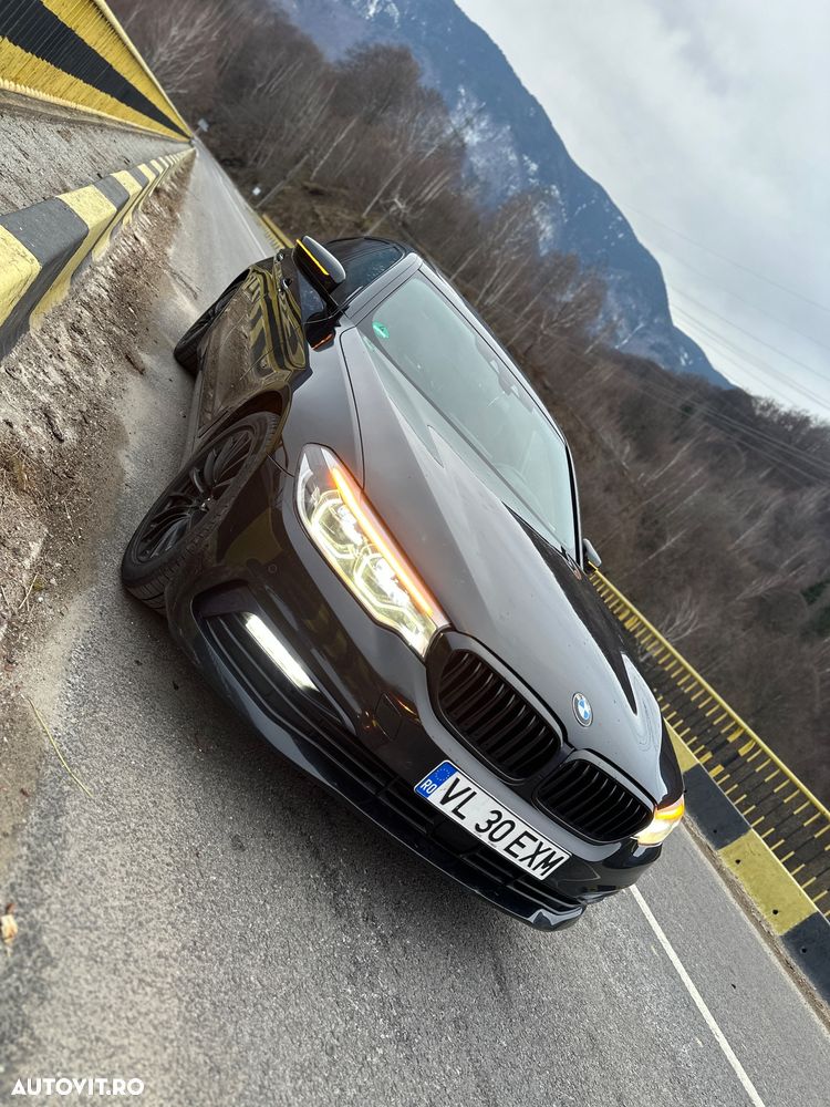 BMW Seria 5 520d Aut. Sport Line - 10