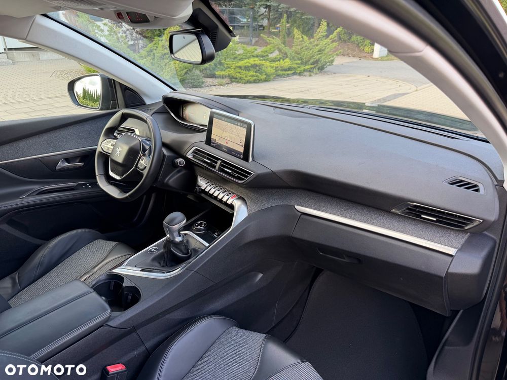 Peugeot 5008 2.0 BlueHDi Allure 7os - 26