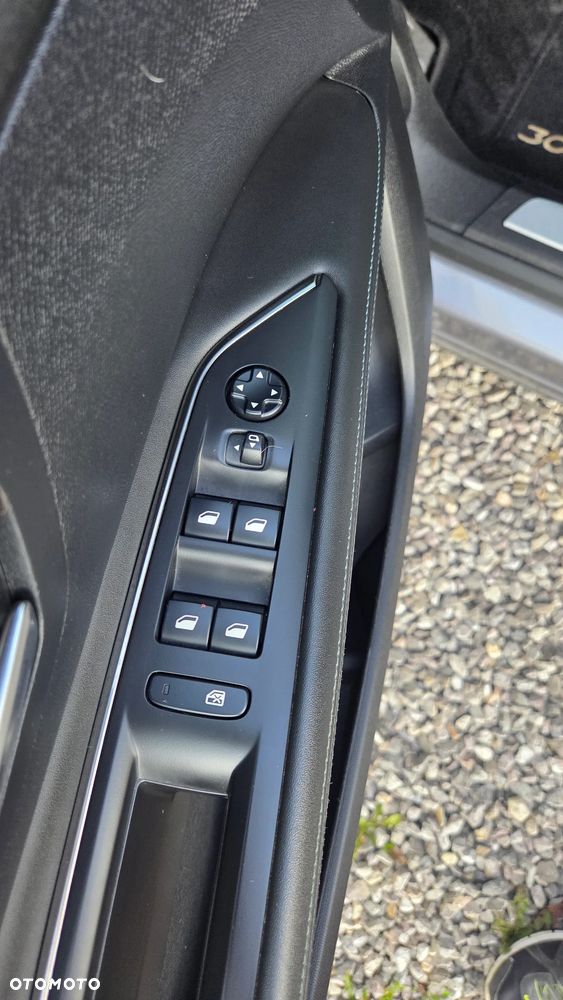 Peugeot 3008 BlueHDi 130 Stop & Start EAT8 Crossway - 14