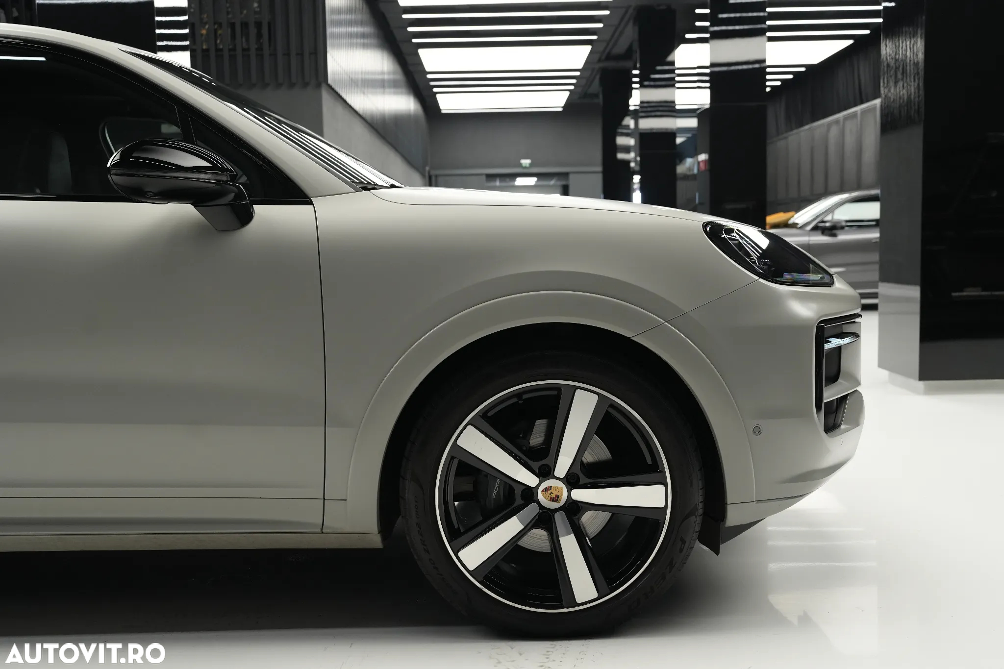 Porsche Cayenne Standard - 34