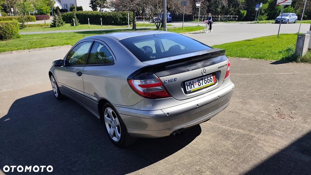 Mercedes-Benz Klasa C 200 Kompressor Automatik Sport Edition - 8