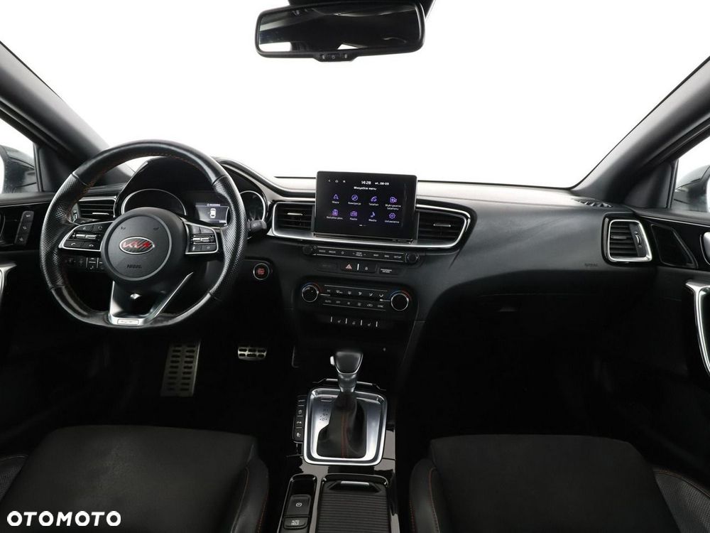 Kia ProCeed 1.6 T-GDI GT DCT - 16