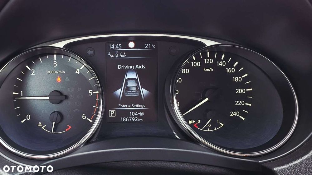Nissan X-Trail - 16