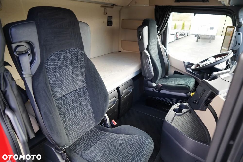 Mercedes-Benz ACTROS 2545 / FIRANKA- 7,7 M  / 6x2 / OŚ PODNOSZONA / BIG SPACE / WIELTON / 2021 - 31