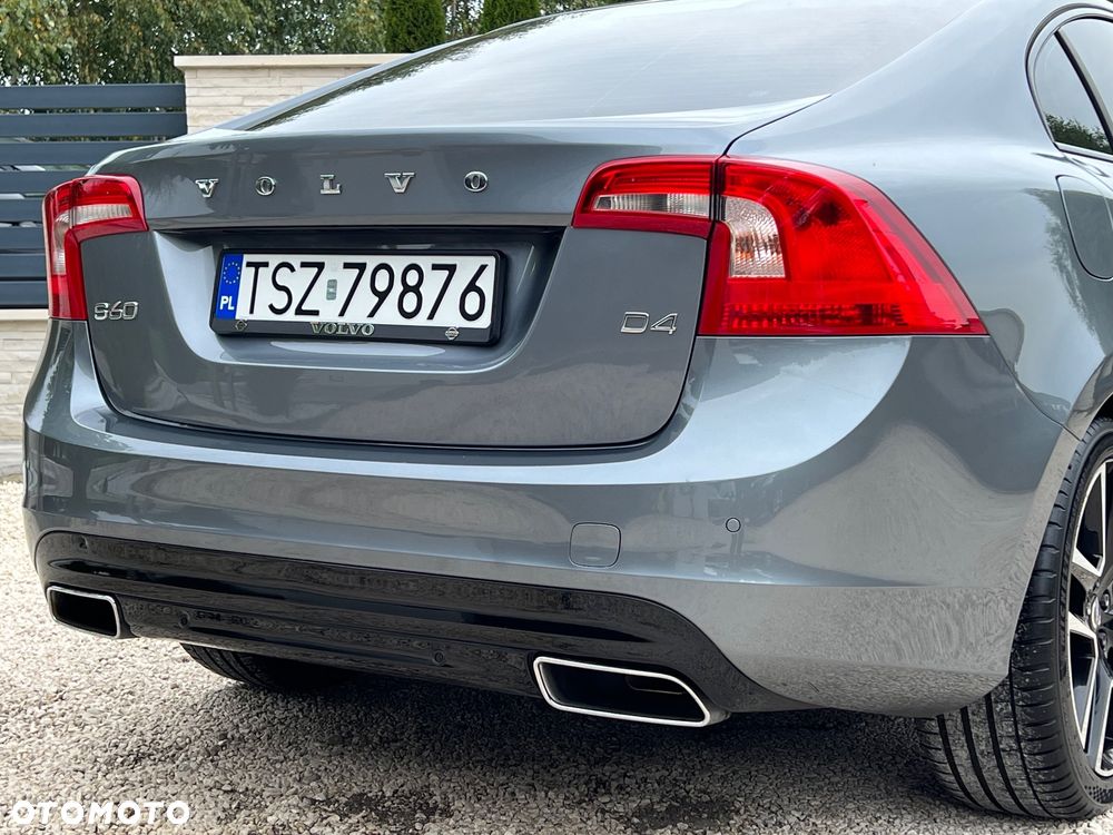 Volvo S60 D4 Geartronic Summum - 17