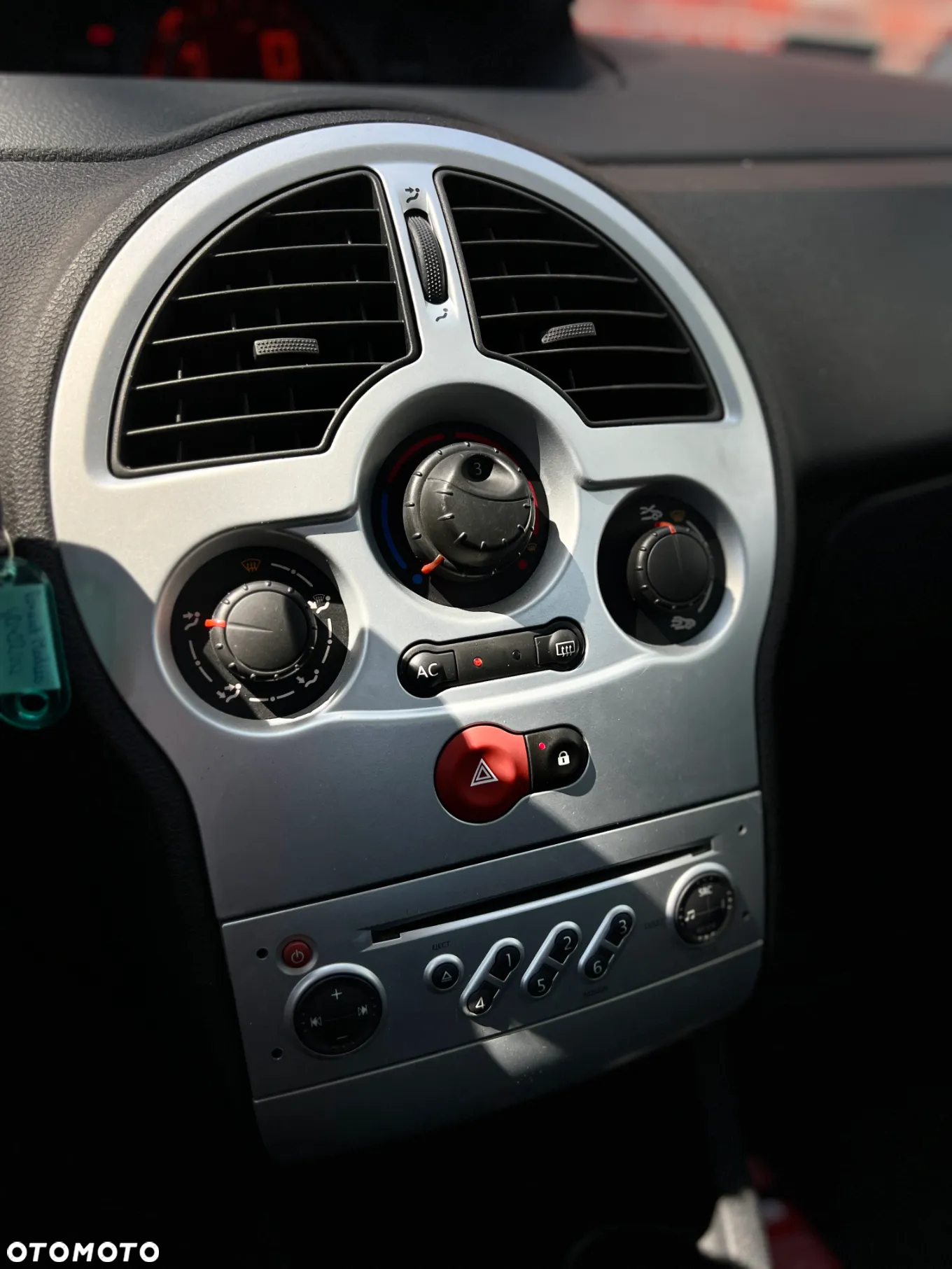 Renault Modus - 21