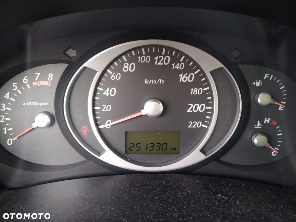 Hyundai Tucson 2.0 Comfort 2WD - 3