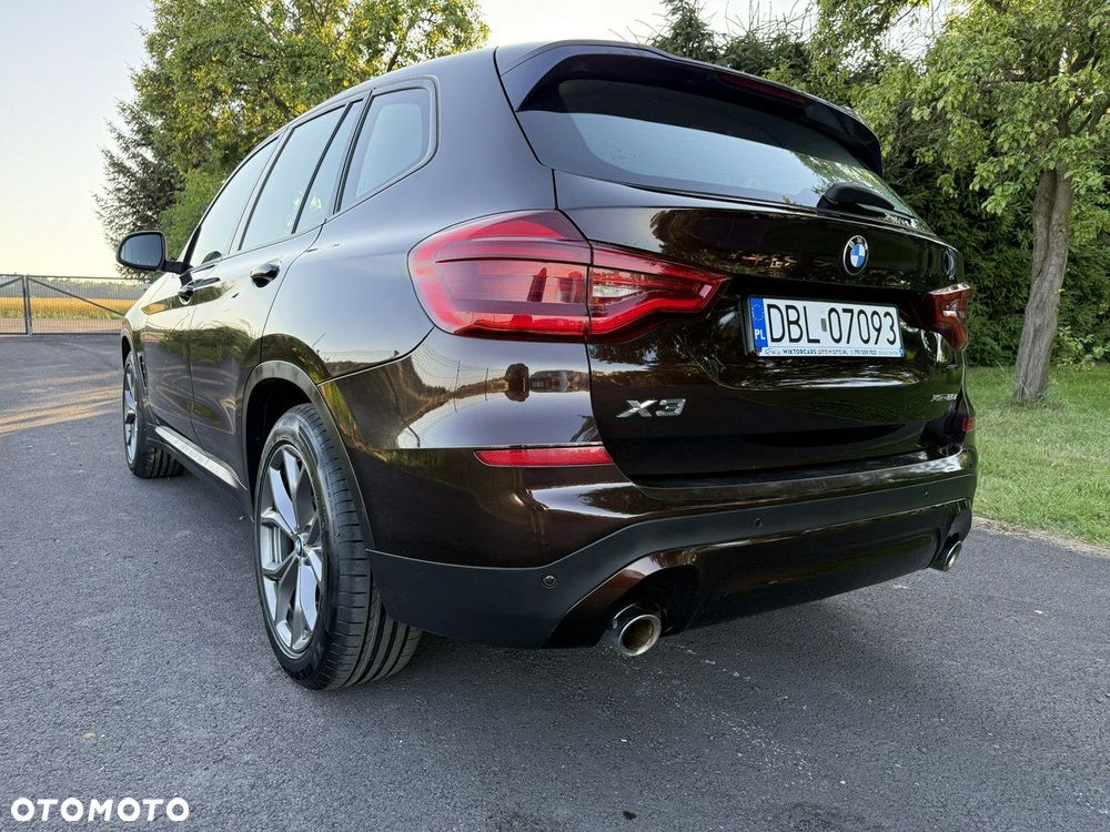 BMW X3 xDrive20i Advantage - 18