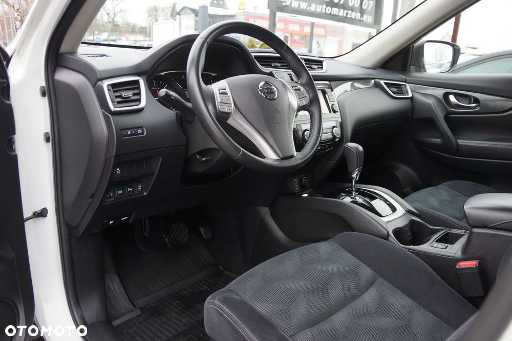 Nissan X-Trail 1.6 DCi Xtronic Acenta - 23