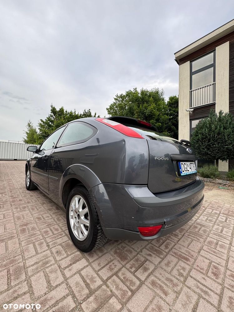 Ford Focus 1.6 Trend - 8