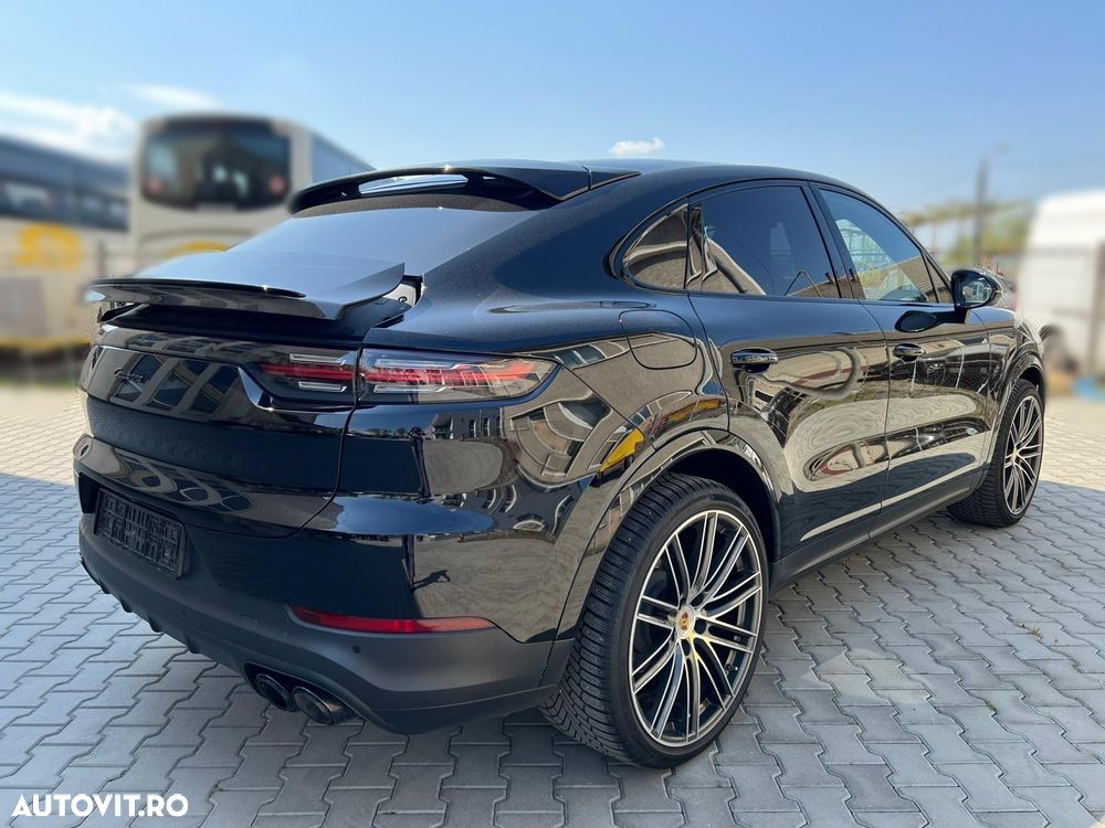 Porsche Cayenne Coupe - 6