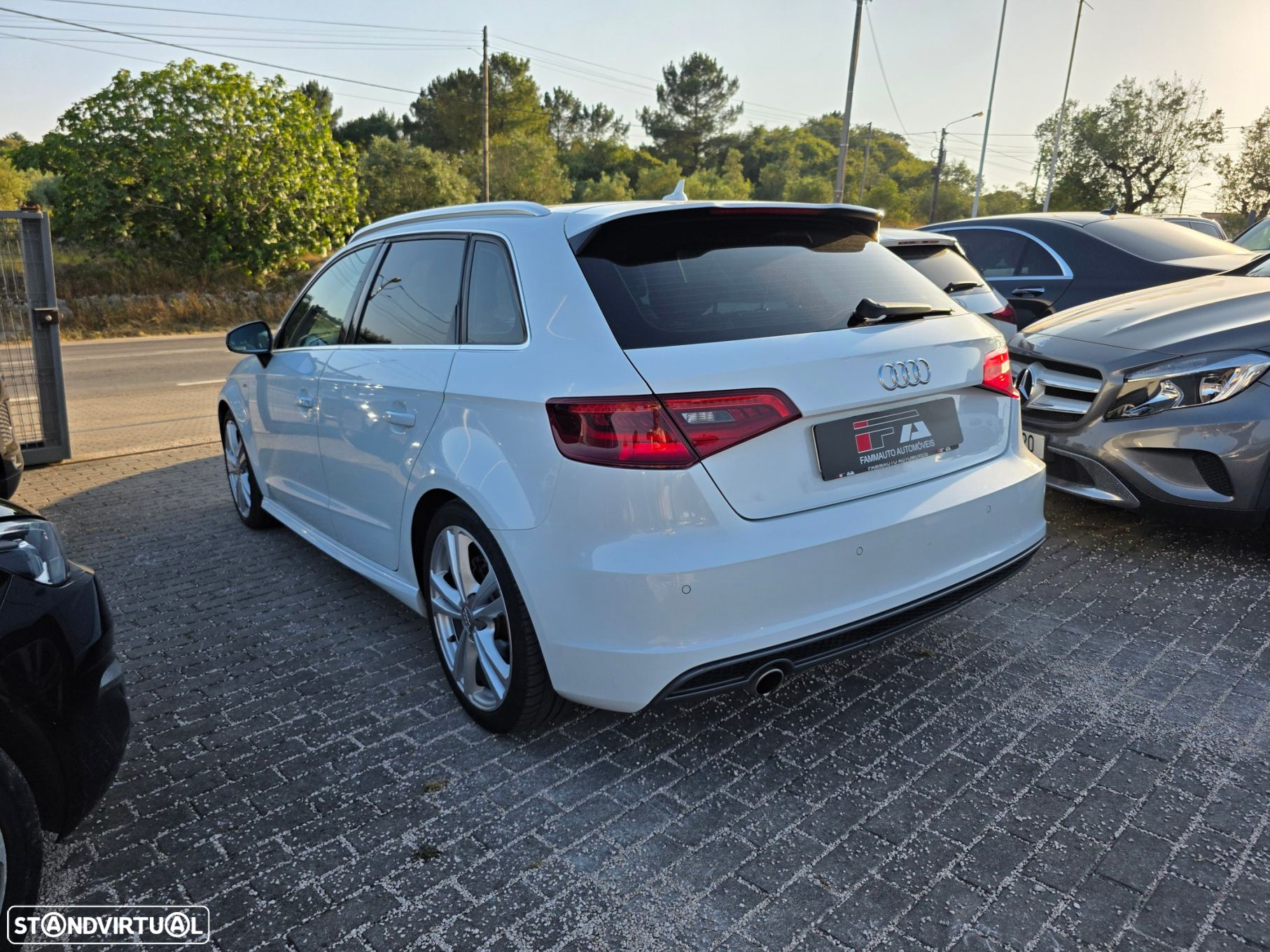 Audi A3 Sportback 1.6 TDI S-line S tronic - 4