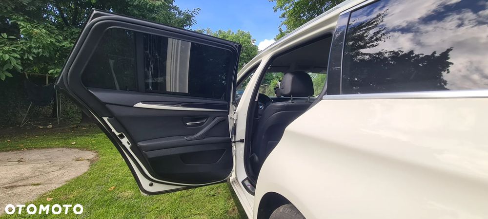 BMW Seria 5 520d Luxury Line - 20