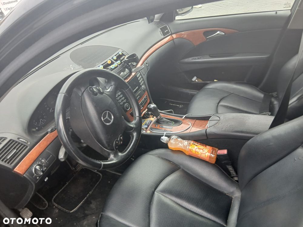 Mercedes-Benz Klasa E - 8