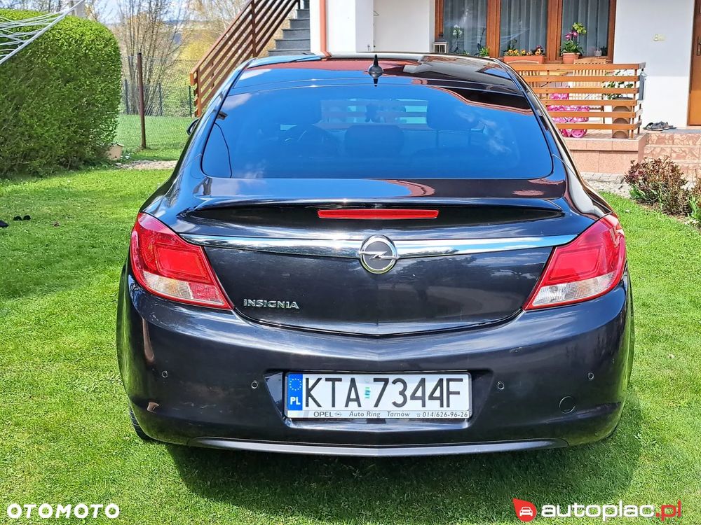 Opel Insignia - 11