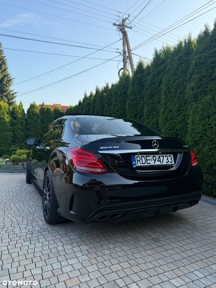 Mercedes-Benz Klasa C AMG 43 4-Matic - 32
