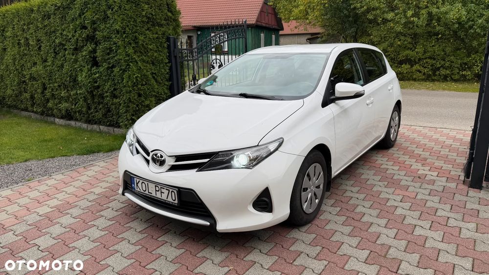 Toyota Auris 1.4 D-4D Comfort - 1