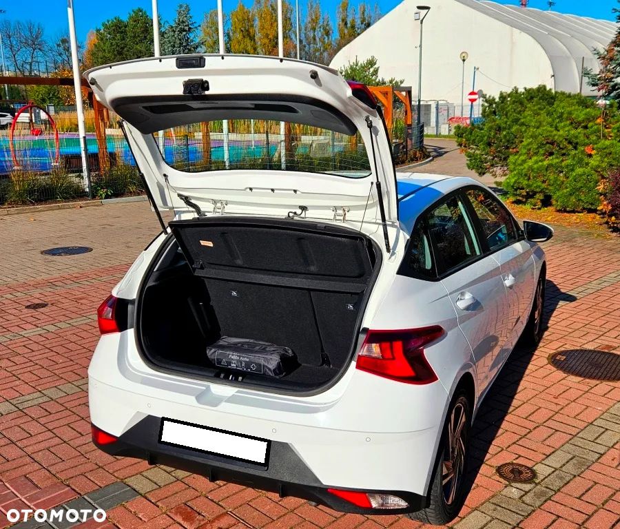 Hyundai i20 1.2 Modern - 10