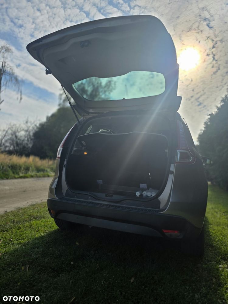 Renault Scenic - 15