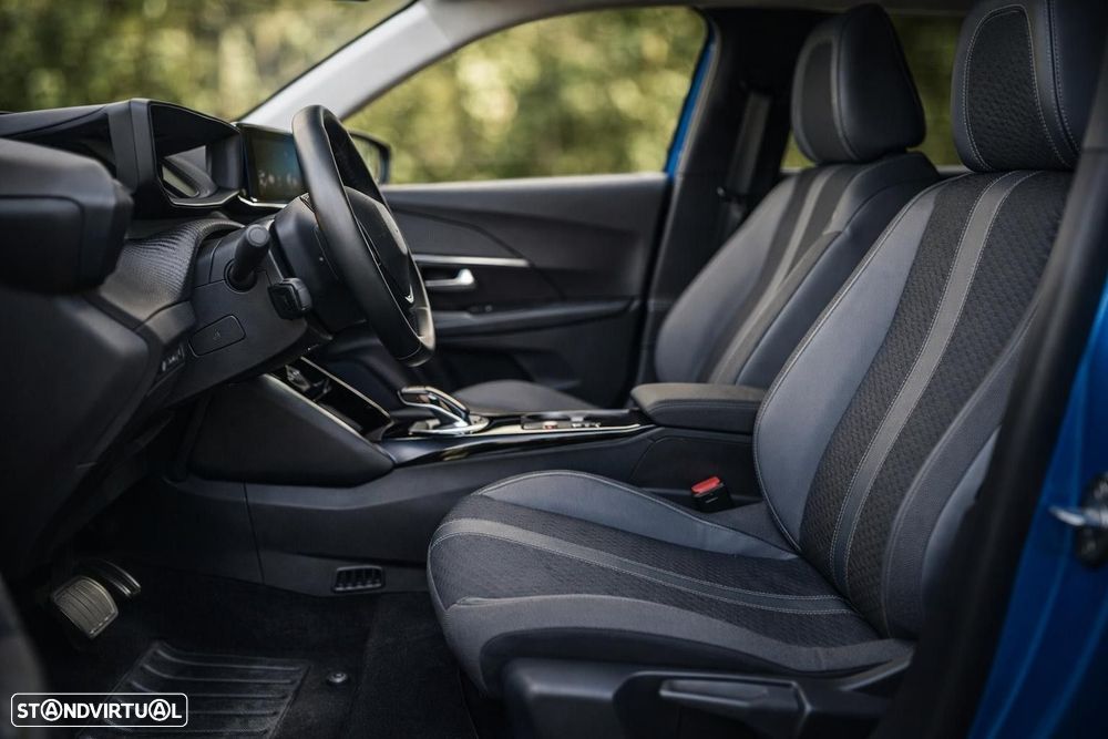 Peugeot e-2008 50 kWh Allure - 7