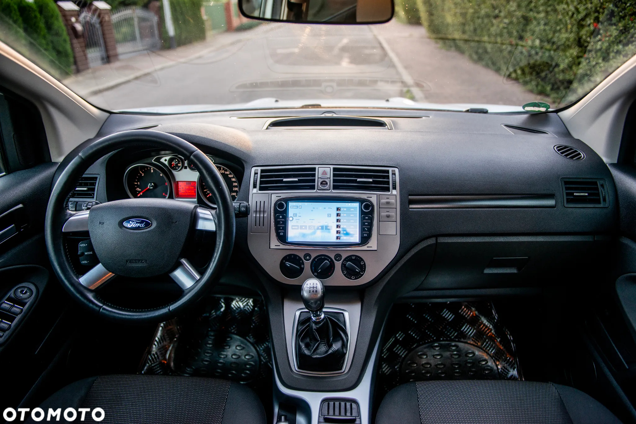 Ford Kuga 2.0 TDCi 4WD Titanium - 29