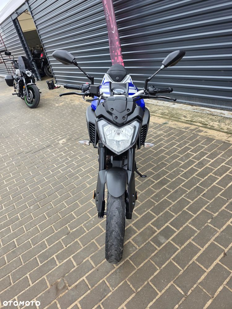 Yamaha MT - 24