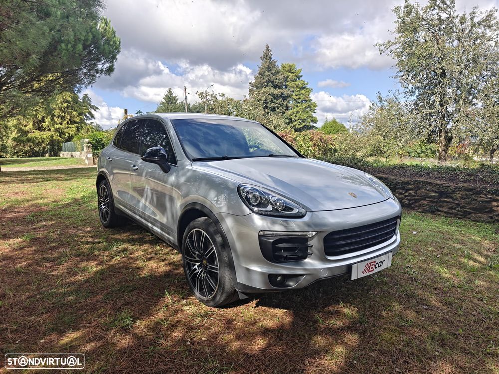 Porsche Cayenne Platinum Edition - 2