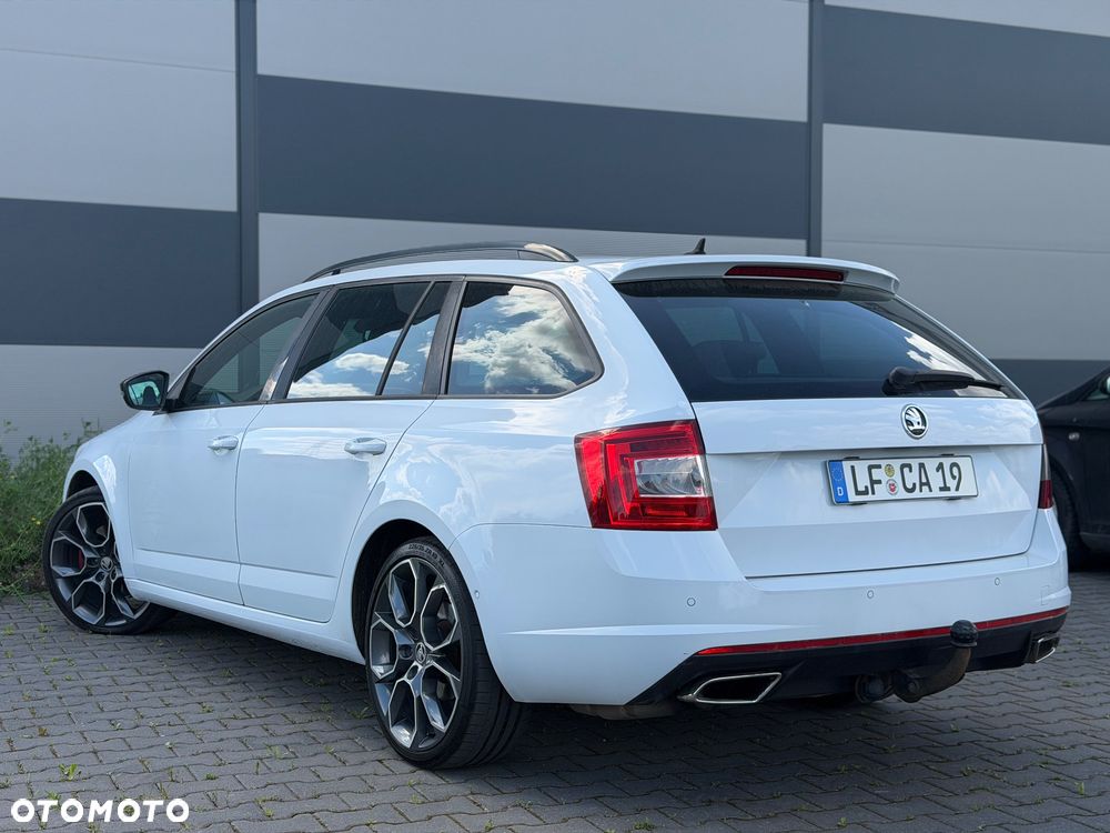 Skoda Octavia 2.0 TDI 4x4 RS Challenge DSG - 15