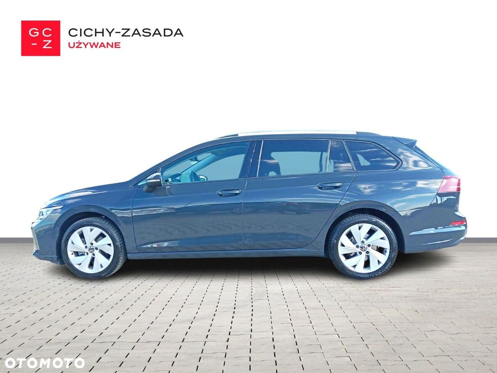 Volkswagen Golf - 8
