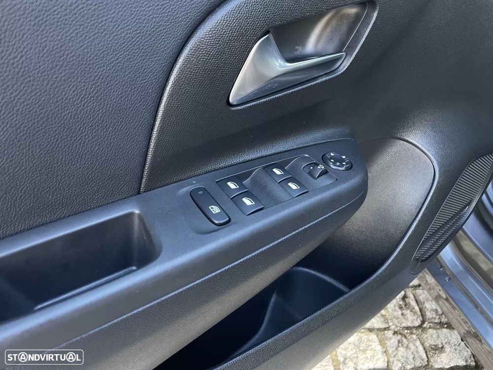 Opel Corsa-e Elegance - 34