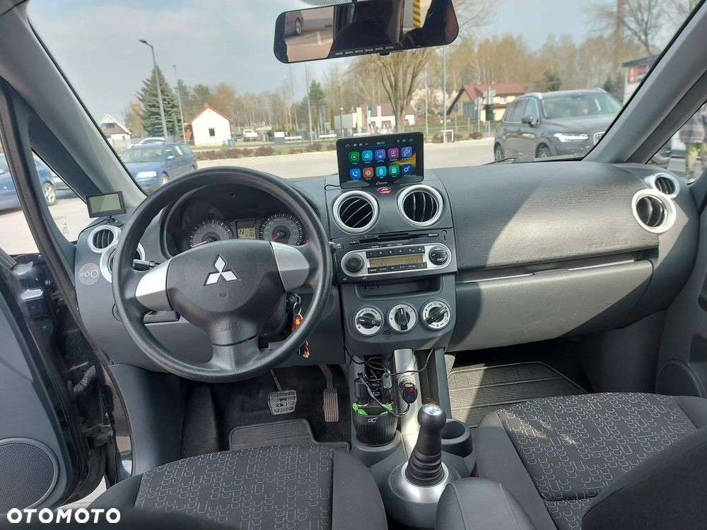 Mitsubishi Colt 1.3 Instyle - 32