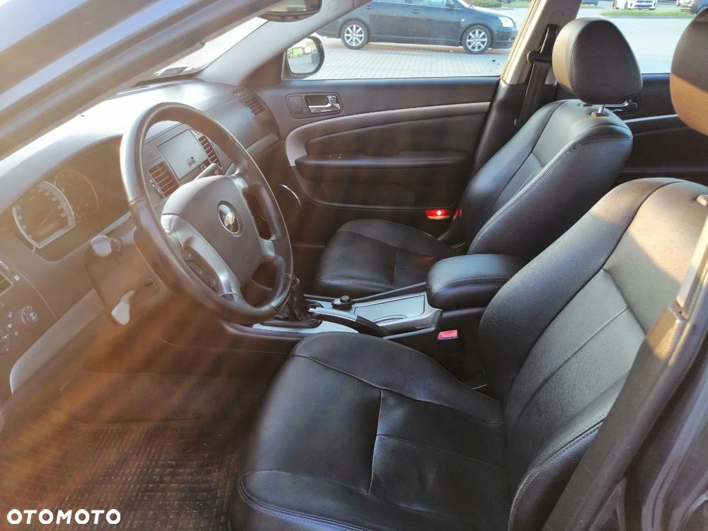 Chevrolet Epica 2.0 LS - 9