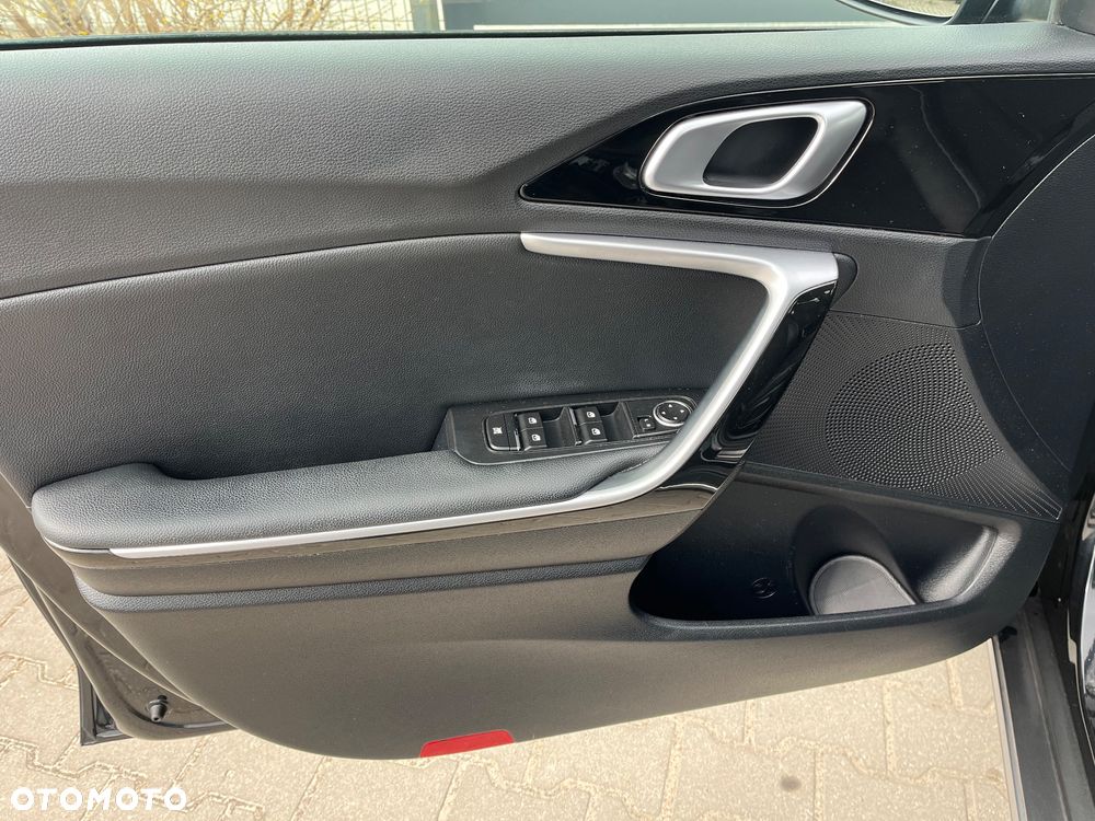 Kia XCeed 1.4 T-GDI OPF DCT7 PLATINUM EDITION - 20