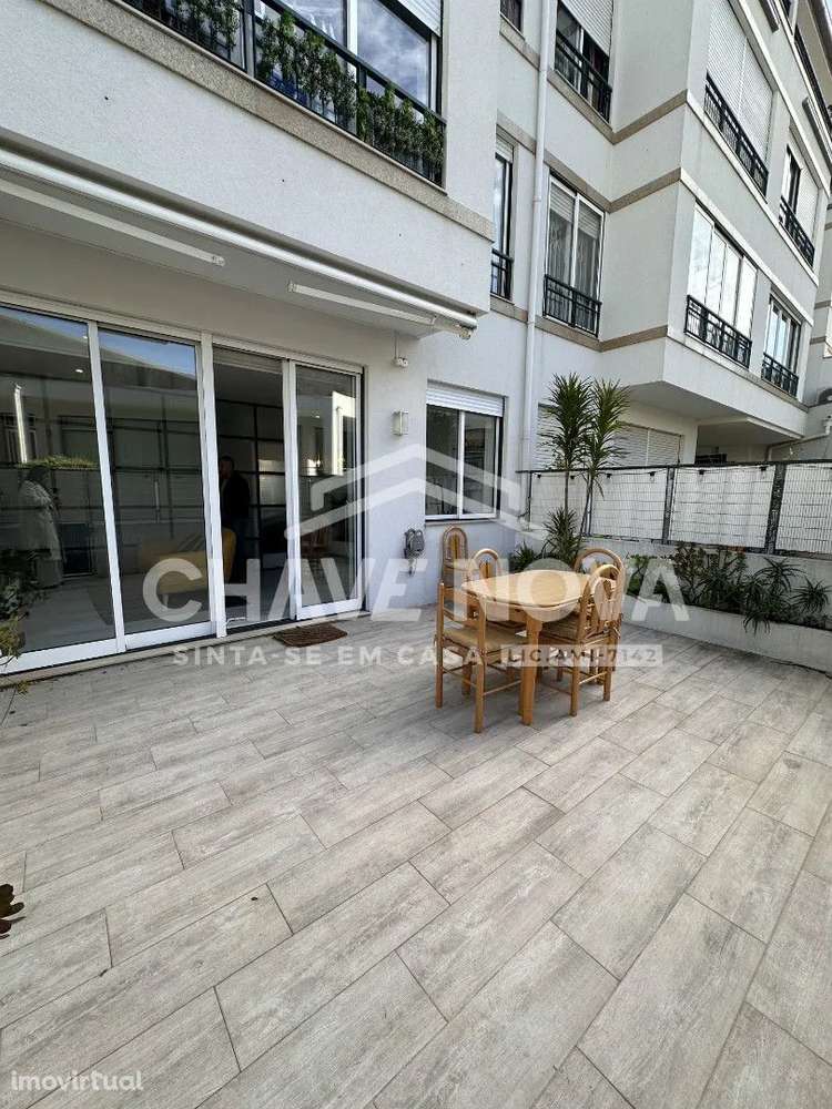 Apartamento T1 com terraço de 35 m2 em Leça da Palmeira - Grande imagem: 4/22
