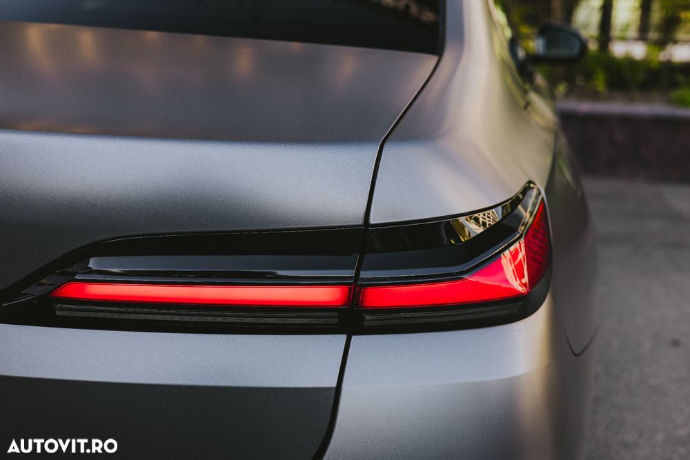 BMW Seria 7 750e xDrive AT PHEV - 17