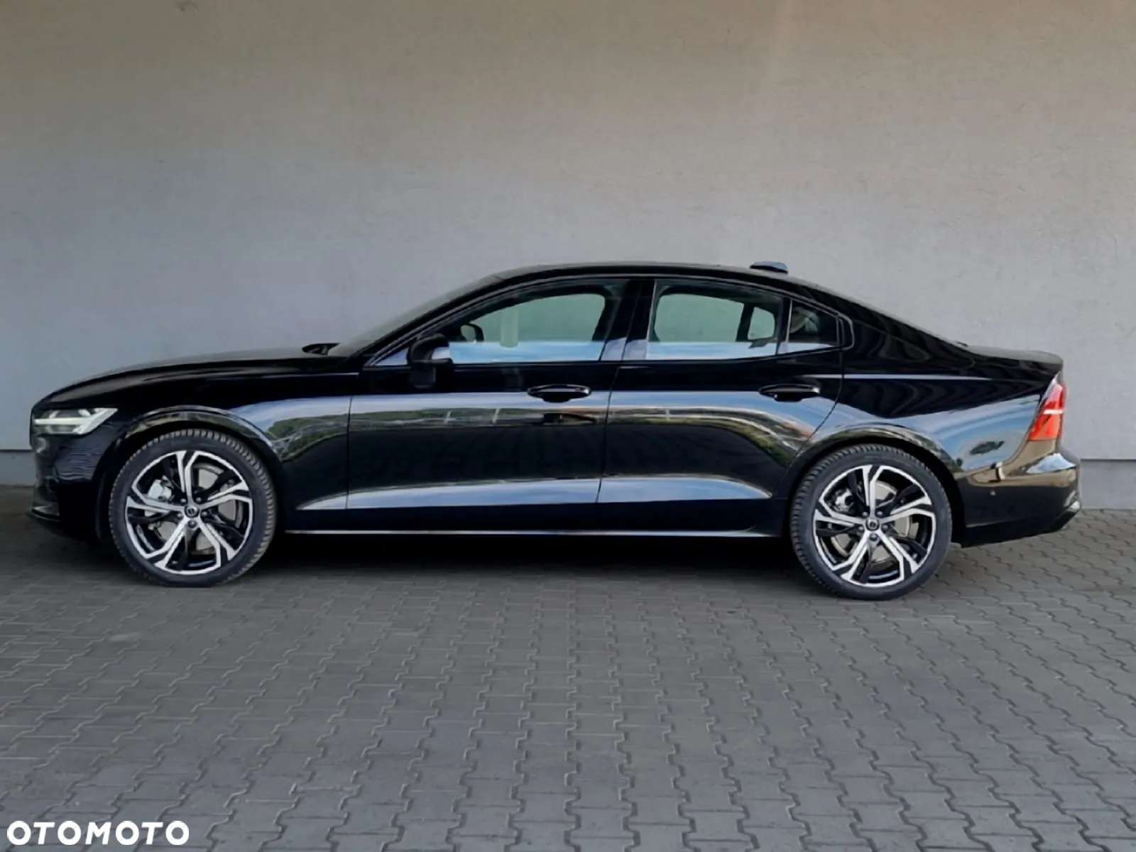 Volvo S60 B5 B AWD Ultimate Dark - 10