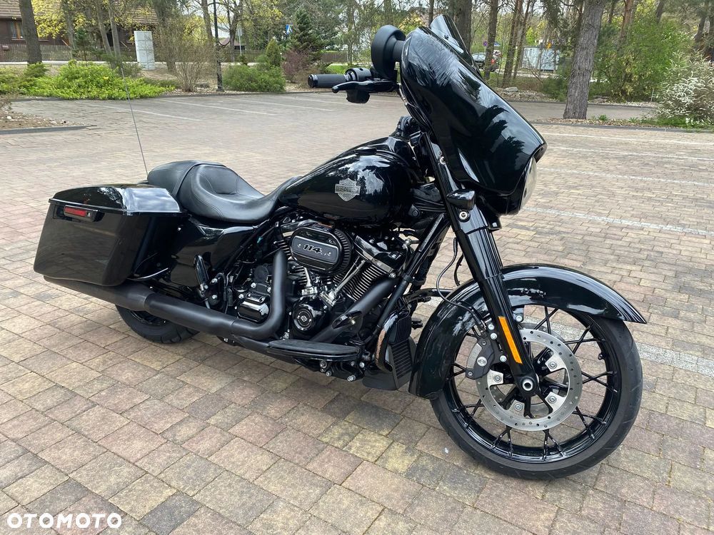 Harley-Davidson Touring Street Glide - 1