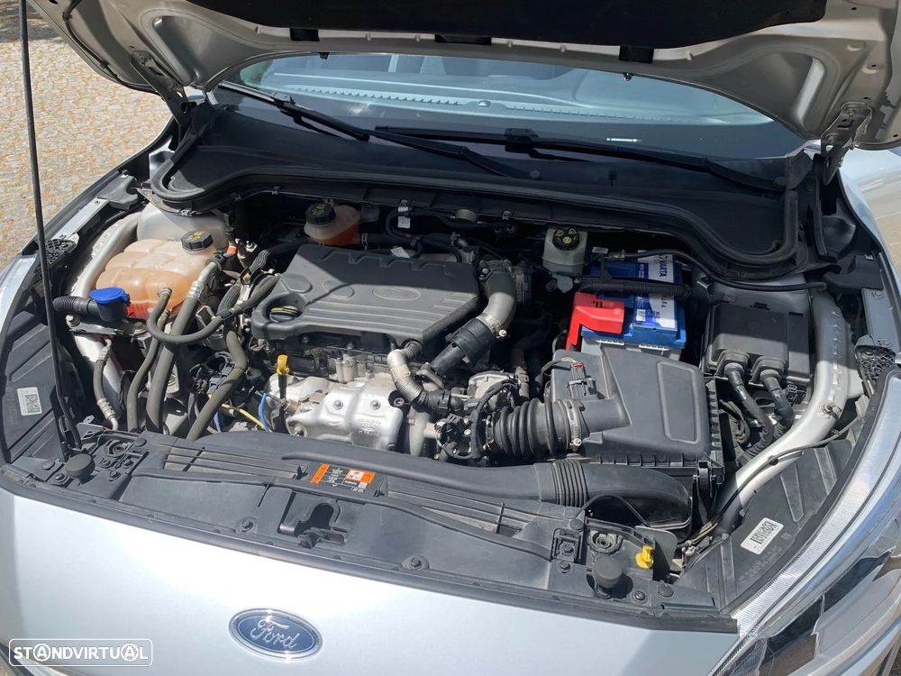 Ford Focus 1.5 TDCi ECOBlue Connected - 11