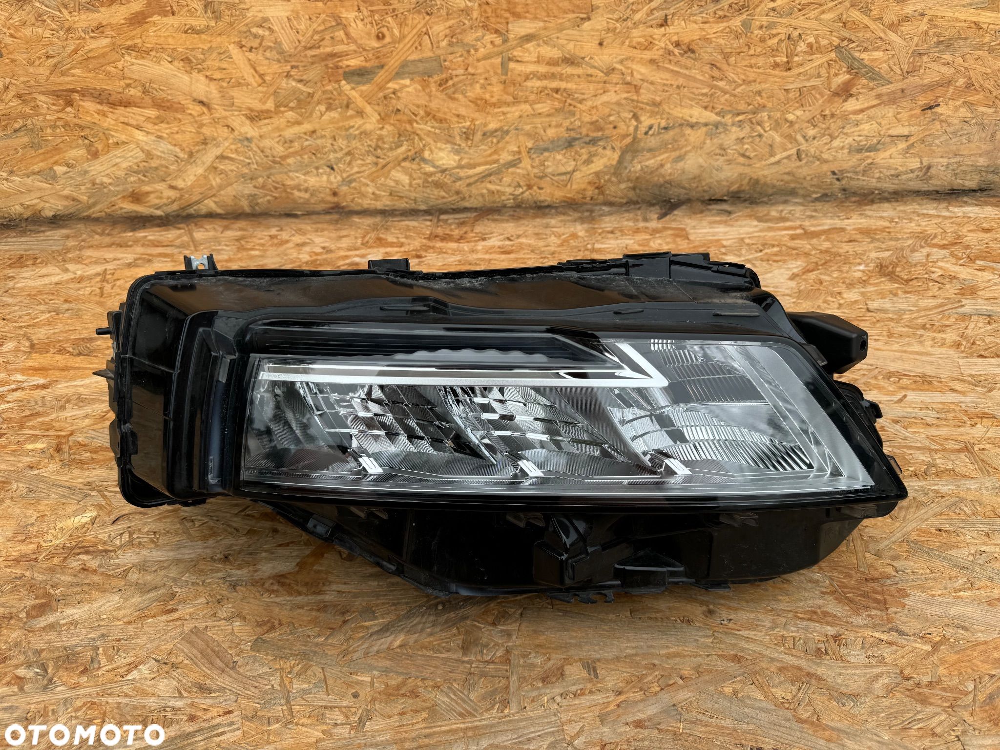 LAMPA REFLEKTOR PRZÓD PRZEDNIA PRAWA RH NISSAN X-TRAIL T33 ROGUE FULL LED DOLNA MD-E13-36210R ORYGINAŁ - 1