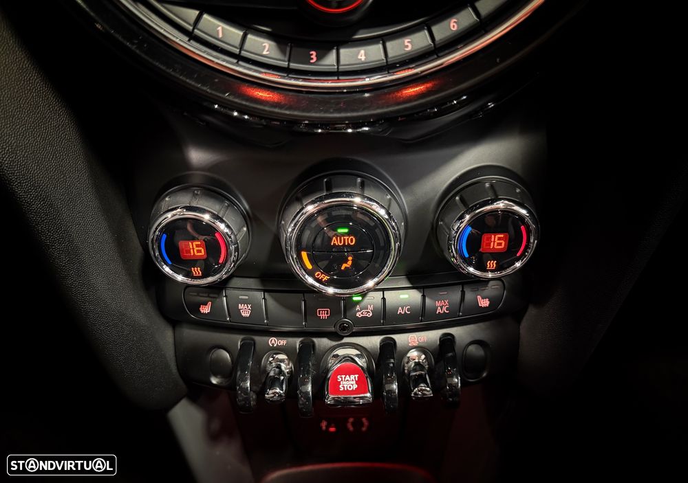 MINI 5 Portas Cooper Aut. Classic - 12