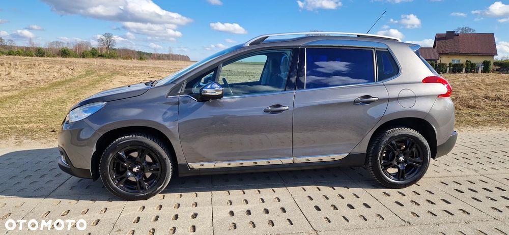Peugeot 2008 1.6 e-HDi Allure S&S - 12