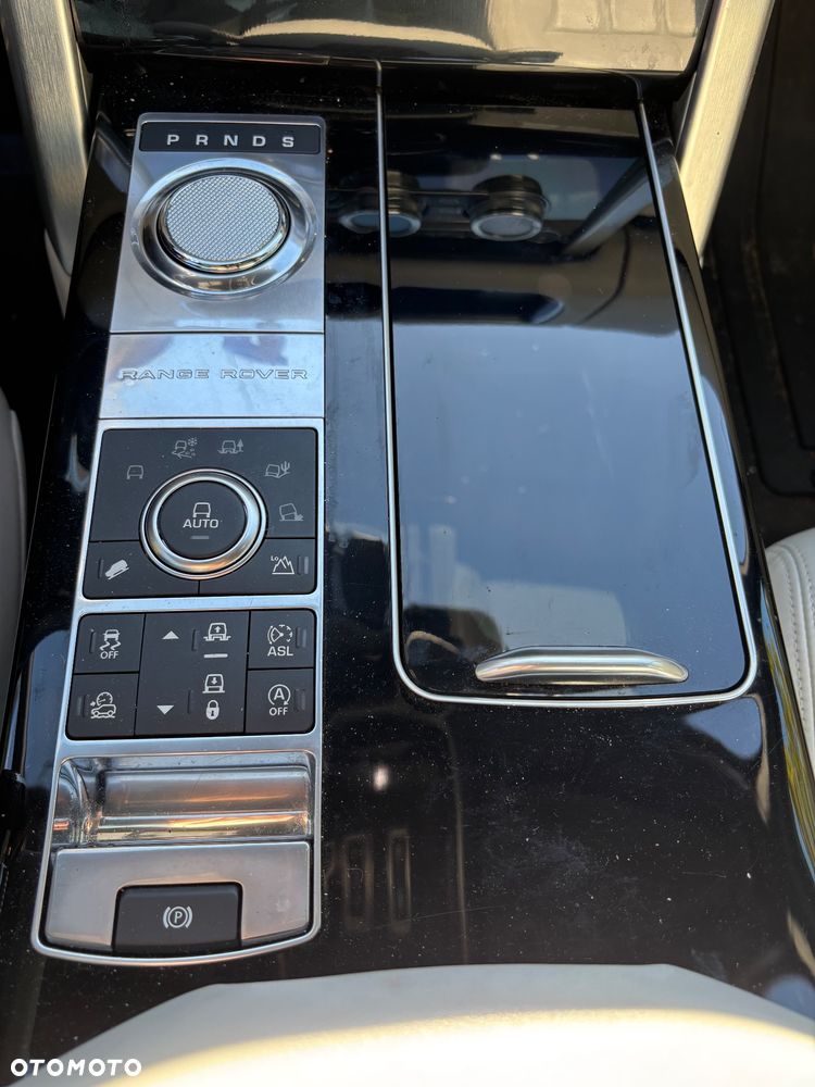 Land Rover Range Rover - 15