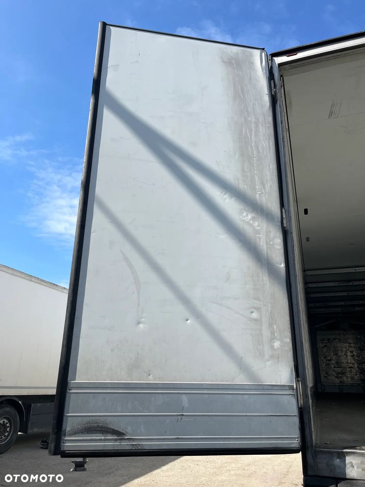Schmitz Cargobull SKO 24 chłodnia doppelstock 7 cm - 6