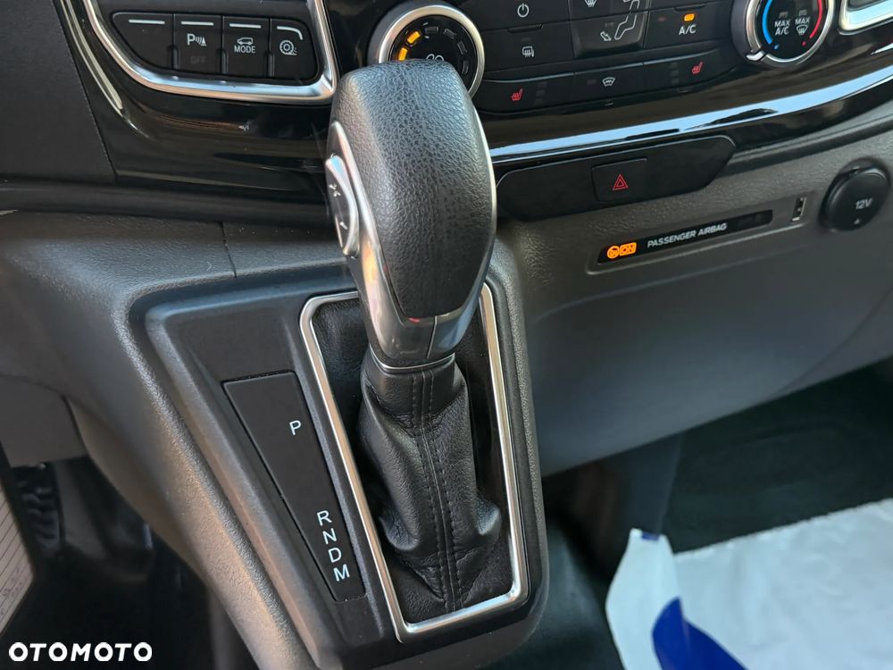 Ford TRANSIT CUSTOM - 22