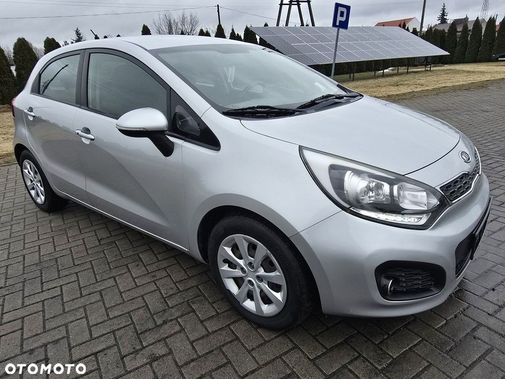 Kia Rio - 7