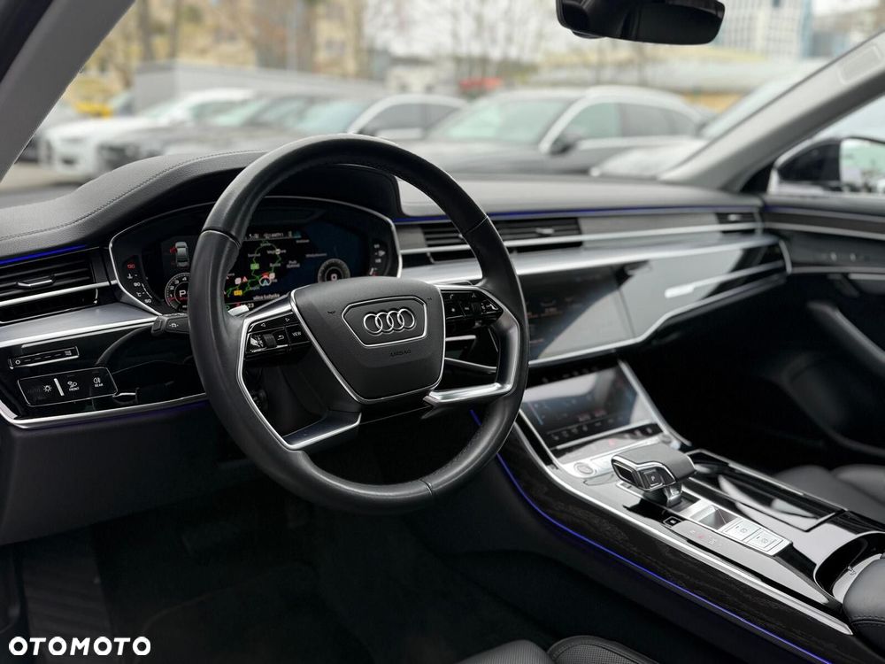 Audi A8 - 15