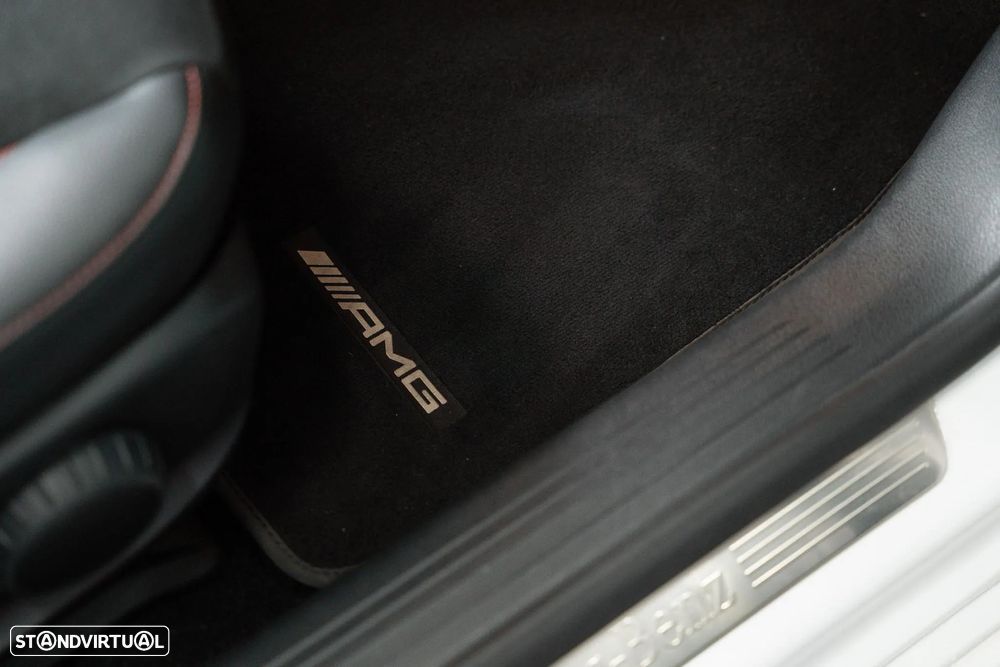 Mercedes-Benz A 200 Limousine AMG Line Aut. - 20