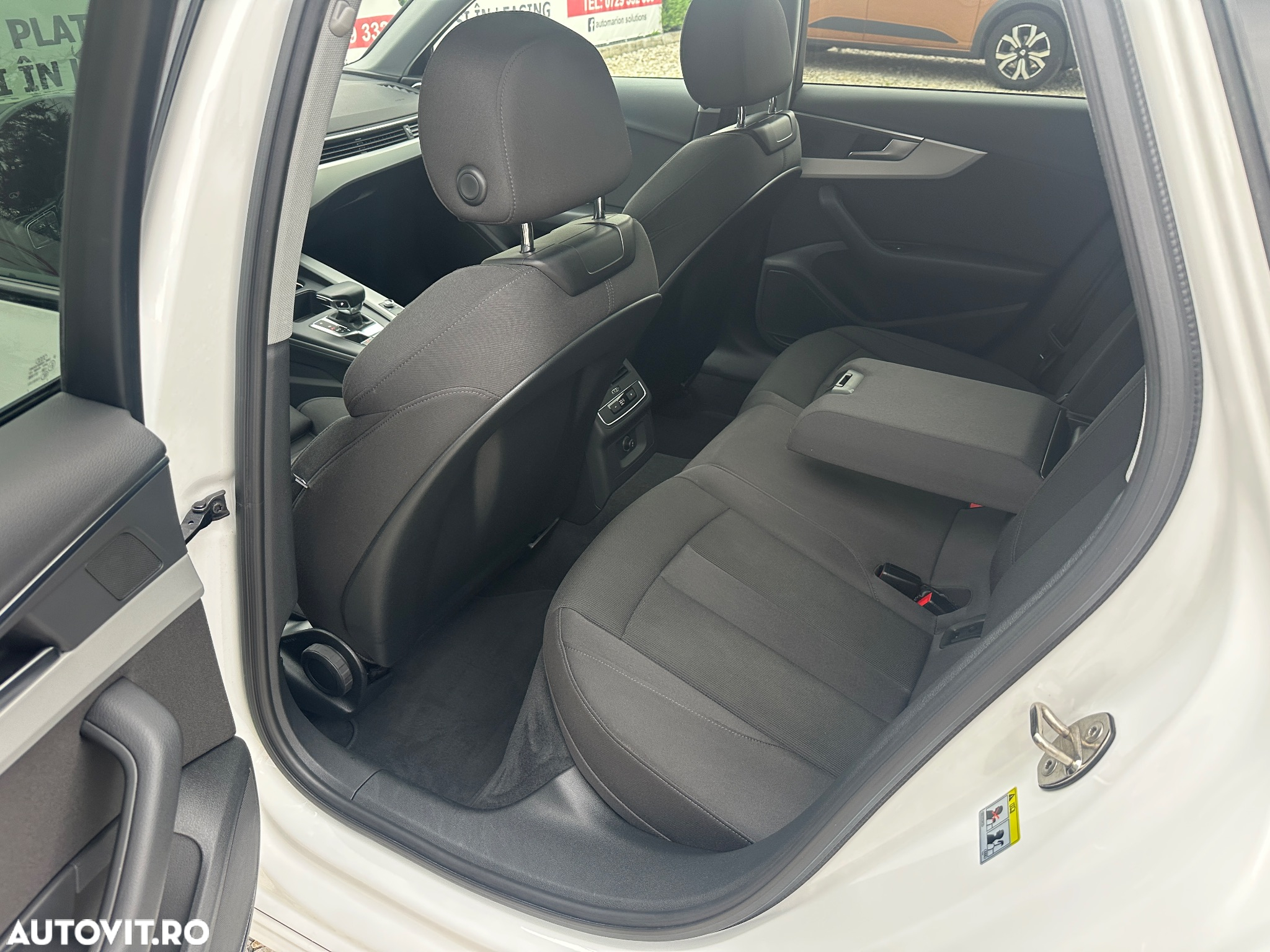 Audi A4 Avant 35 TDI S tronic S line - 31