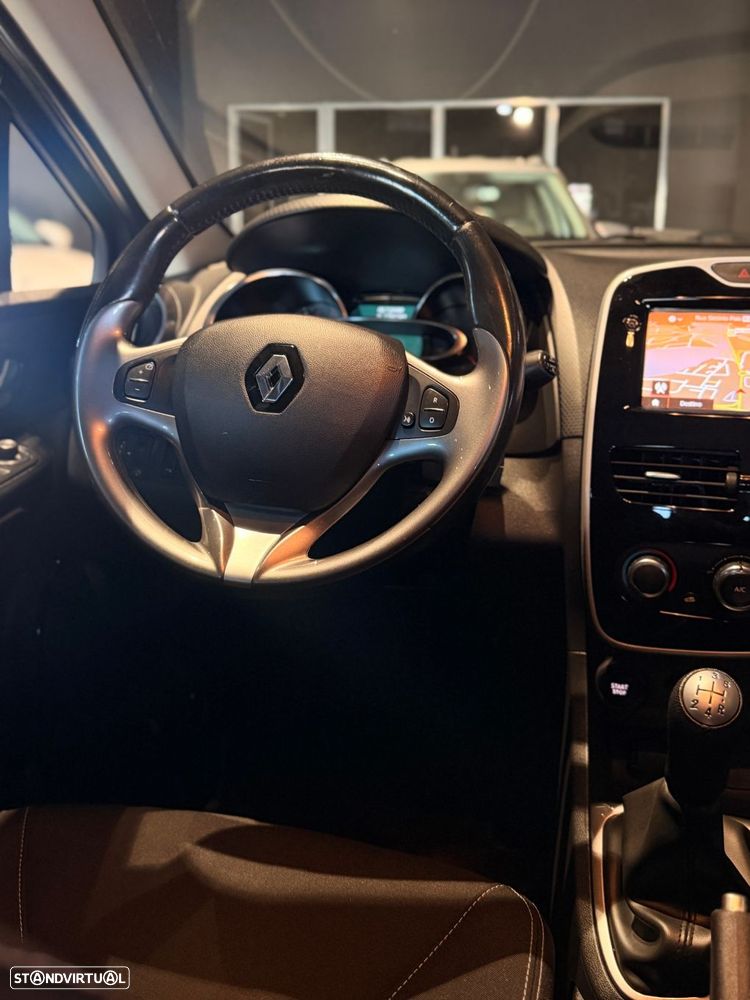 Renault Clio 1.0 TCe Limited - 31