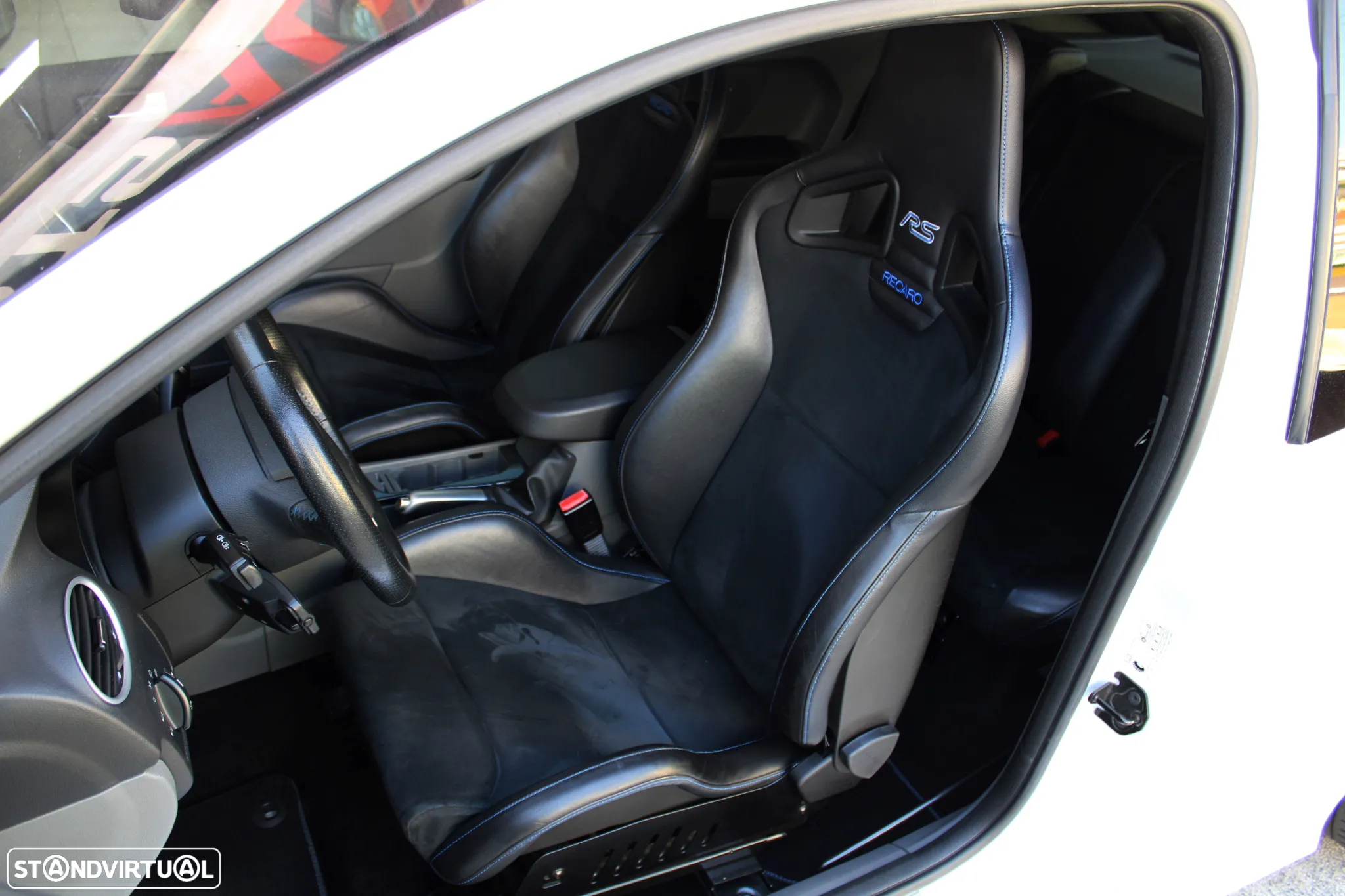Ford Focus 2.5 T RS - 22